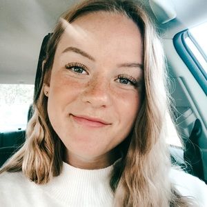 Meet your Posher, Natasha